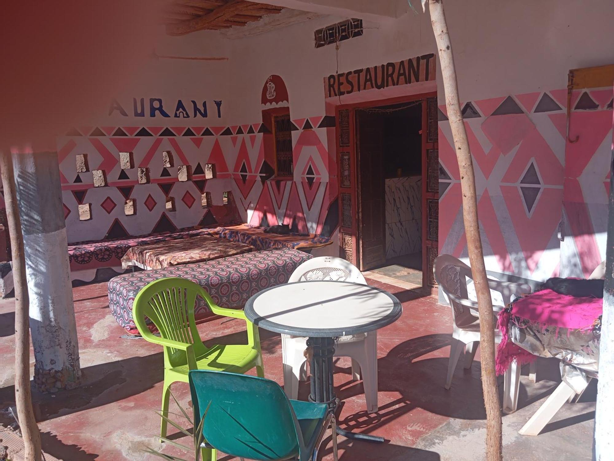 Chez Aicha Hotell Boumalne Exteriör bild